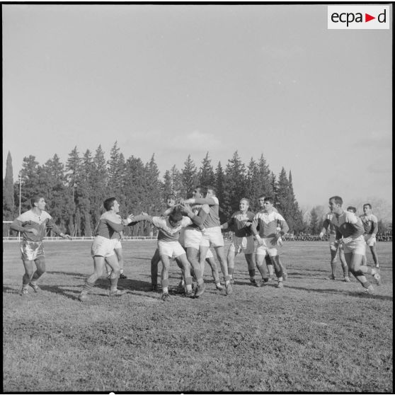 Finale des championnats militaires de rugby à XV des forces terrestres en Algérie. Le match.