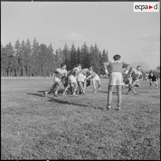 Finale des championnats militaires de rugby à XV des forces terrestres en Algérie. Le match.