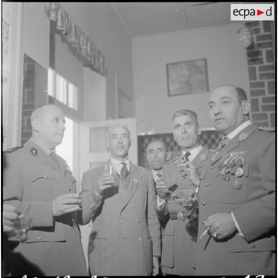 Alger. Caserne d'Orléans. Vin d'honneur.