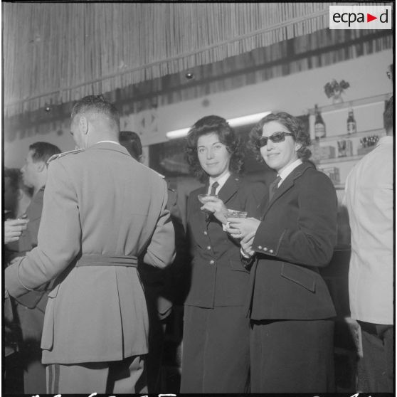 Alger. Caserne d'Orléans. Vin d'honneur.