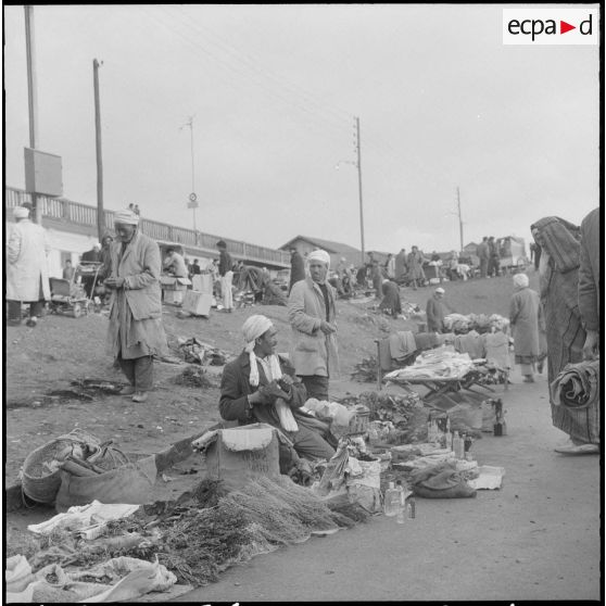 Marengo. Le marché en plein air.