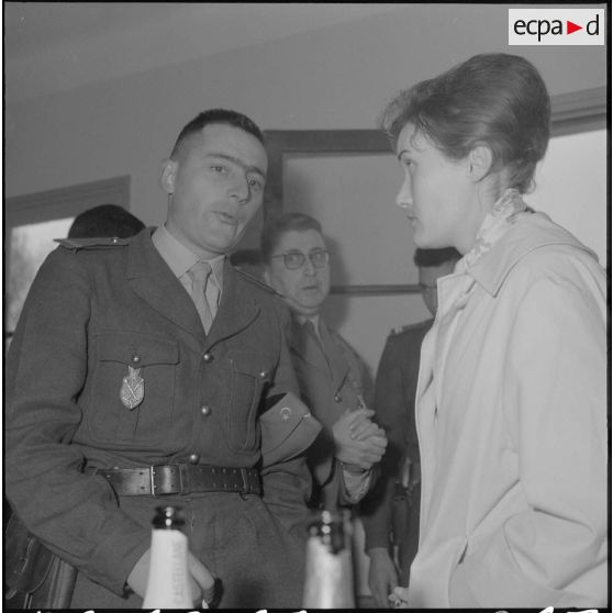 Section administrative spécialisée (SAS) d'Arba. Réception après la cérémonie de remise de décoration.