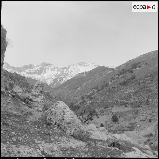 Tikdja. 22e bataillon de chasseurs alpins (BCA). Paysage de montagne.