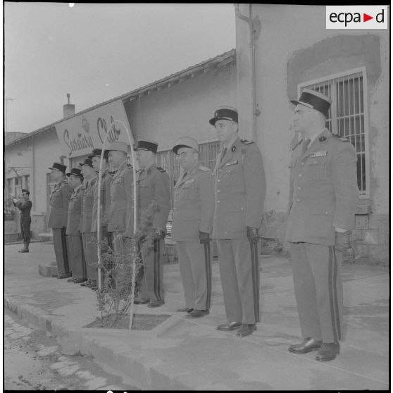 Alger. Prise de commandement au BRA.
