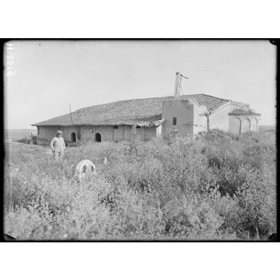 Vatiluk. La vieille église. [légende d'origine]