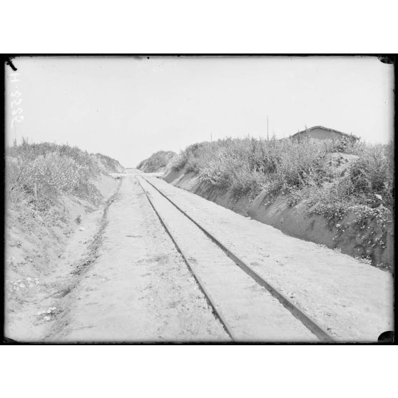 Vatiluk. Tranchée de Decauville. [légende d'origine]