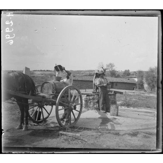 Narès. Un point d'eau. [légende d'origine]