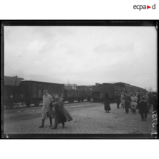 Paris. Gare de la Villette. Départ du général Haller pour la Pologne. [légende d'origine]