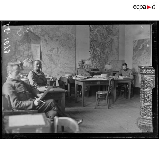 Lure, Haute Saône. Bureau de l'Etat Major de la VIIe armée. Le 3e bureau. [légende d'origine]