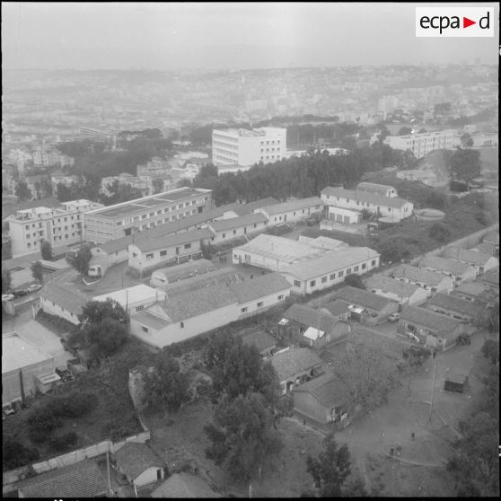 Alger. Vue aérienne le jour du "cessez-le-feu".