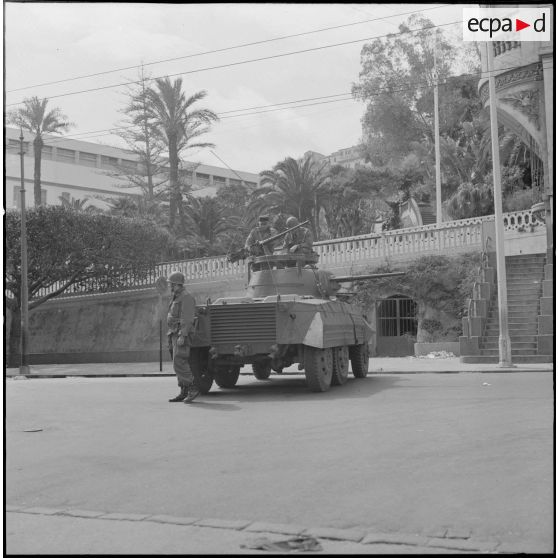 Alger. L'armée boucle le quartier de Bab el Oued.