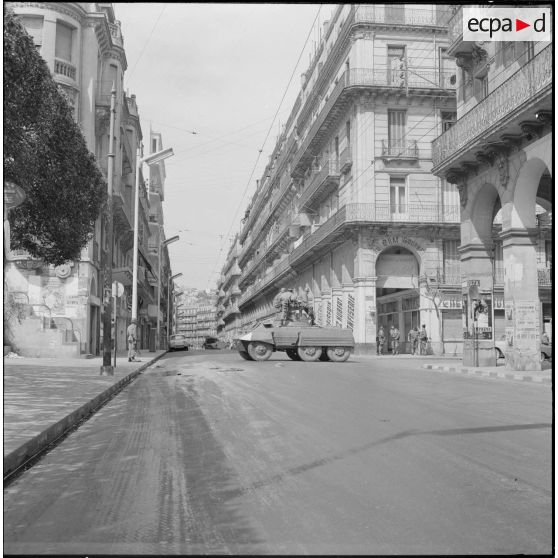 Alger. L'armée boucle le quartier de Bab el Oued.