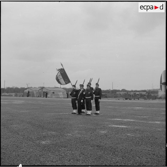 La Reghaïa. Cérémonie militaire pour l'arrivée de Christian Fouchet.