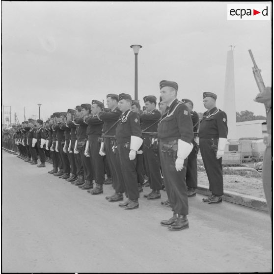 Rocher Noir. Cérémonie de passation des pouvoirs entre Jean Morin et Christian Fouchet.