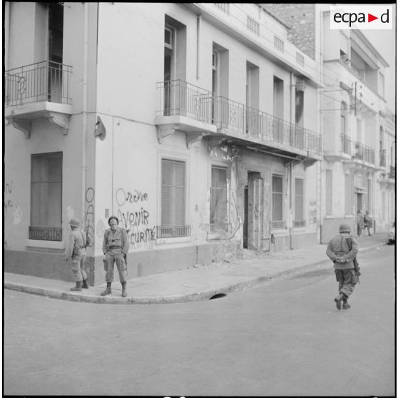 Oran. Attentat dans une habitation.