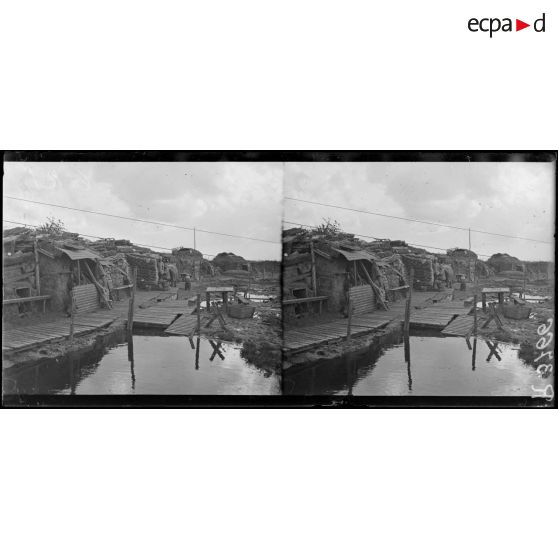 Lizerne (Belgique). Dans les positions du 321e régiment d'infanterie, un PC. [légende d'origine]