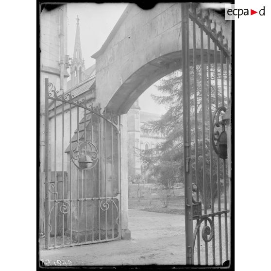 Chartreuse de Neuville, Pas de Calais. Hôpital civil Belge. [légende d'origine]