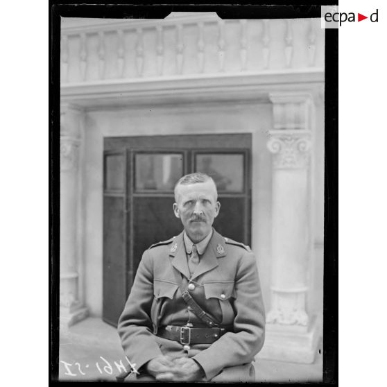 Cannes, Alpes Maritimes. Congrès des Croix Rouges. Un membre du congrès. [légende d'origine]