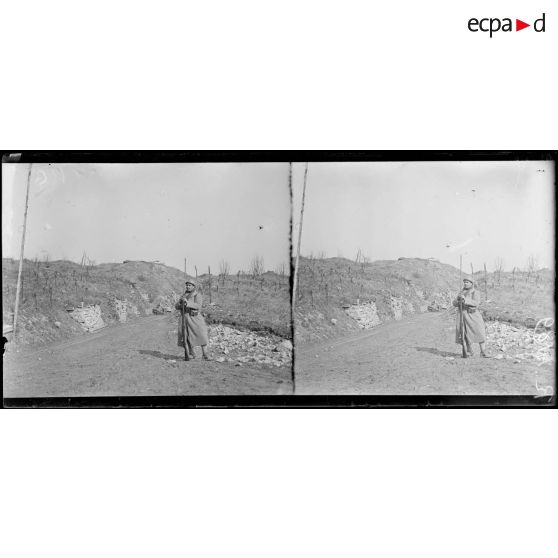 Fort de Liouville (Meuse), la route d'accès au fort. [légende d'origine]