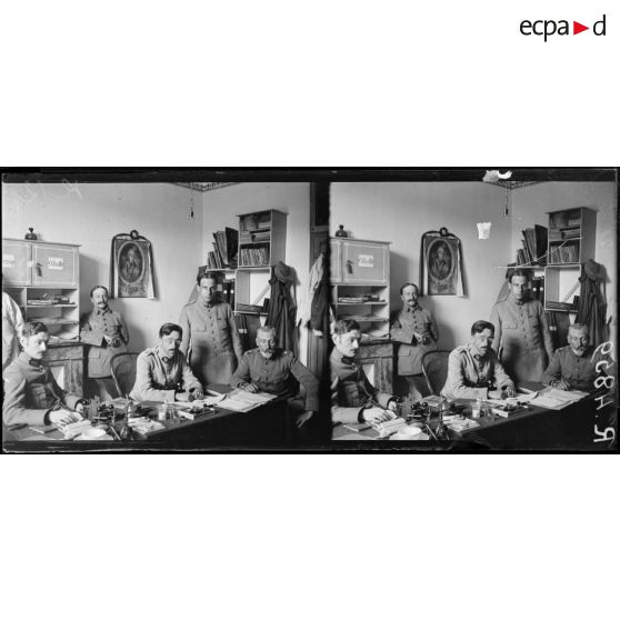 Sillé-le-Guillaume (Sarthe). Camp polonais. Le bureau du major. [légende d'origine]