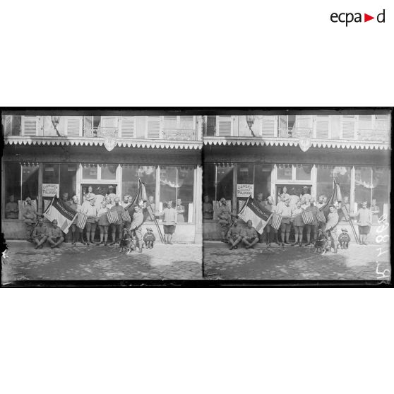 Sillé-le-Guillaume (Sarthe). En ville, le foyer polonais. [légende d'origine]