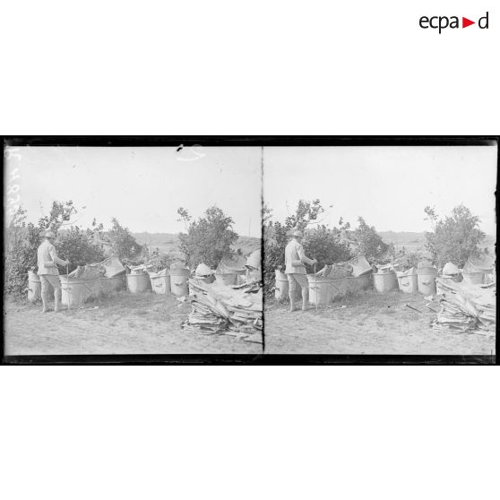 La Boissière (Somme), dépôt allemand de récupération de matériels. Le coin des baignoires. [légende d'origine]