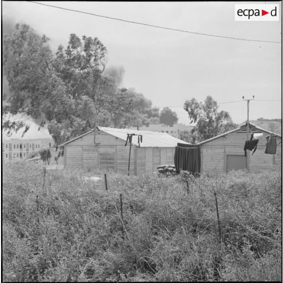 Alger. Quartier des Tagarins. Explosion d'un camion-citerne.