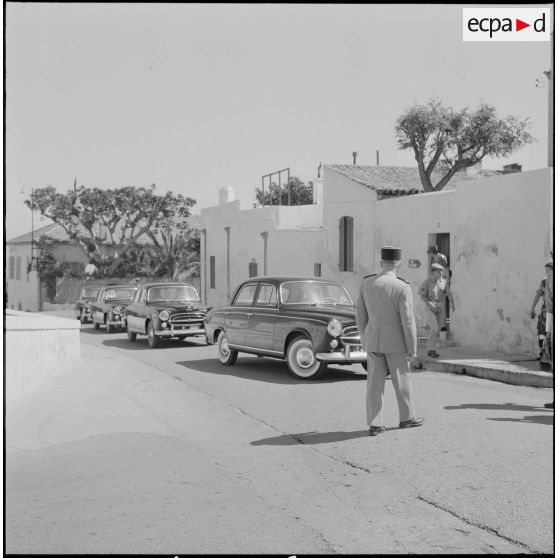 Oran. Visite de Pierre Messmer et Louis Joxe.