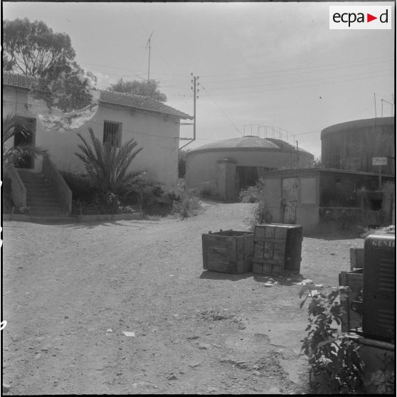 Hussein Dey. La caserne.