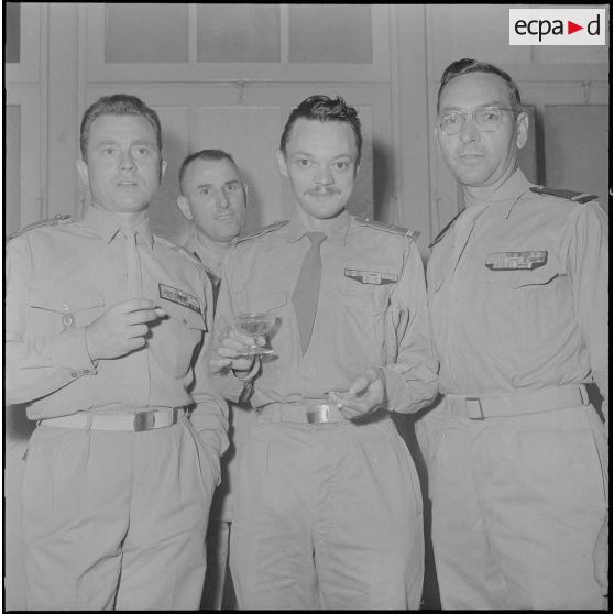 El Biar. Prise d'armes. Cocktail.