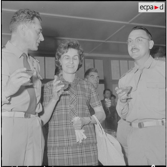 El Biar. Prise d'armes. Cocktail.