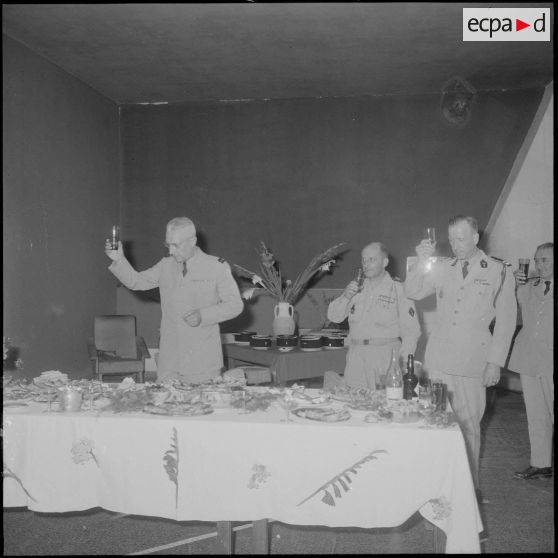 Commémoration du 14 Juillet 1962. Discours d'une autorité militaire.