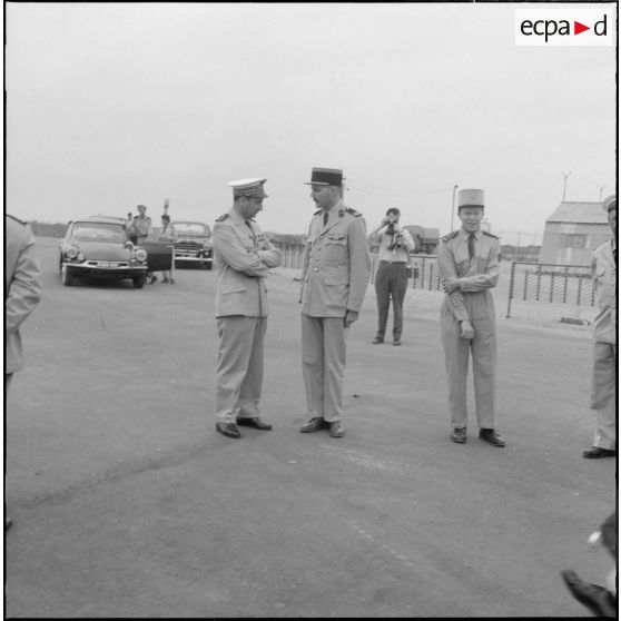 Départ du général Fourquet.