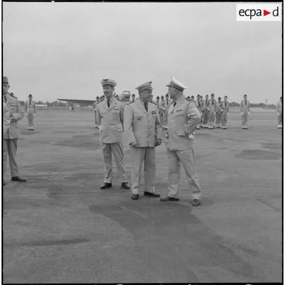 Départ du général Fourquet.