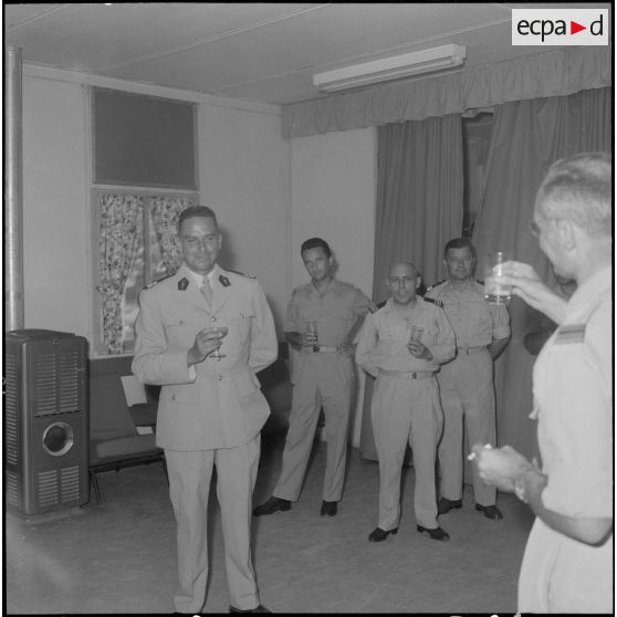 Pot à La Reghaïa. Discours d'un officier.