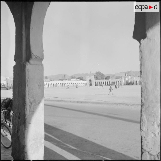 Une place à Colomb-Béchar.