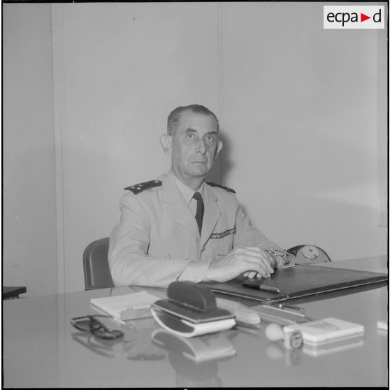 Portrait officiel du général de corps d'armée De Brebisson.