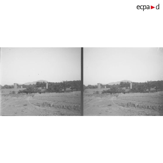 738. Une rue. [légende d'origine]