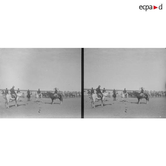 38. Les spahis et leur colonel devant la redoute. [légende d'origine]