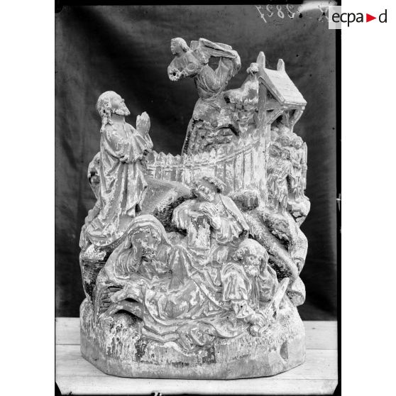 Oeuvres d'art photographiées. [légende d'origine]