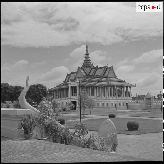 Le Pavillon du clair de lune, Preah Thineang Chan Chhaya, Palais royal de Phnom Penh. [description provisoire]
