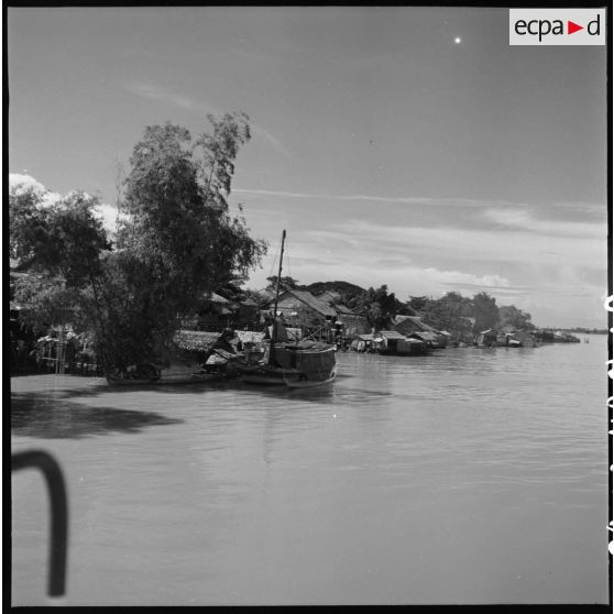 19 Le petit port de pêche. [description provisoire]