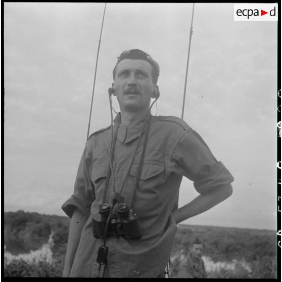 28 Plan américain du maréchal des logis-chef Peysalle du 5e RSM dont la vedette s'est particulièrement distinguée. [description provisoire]