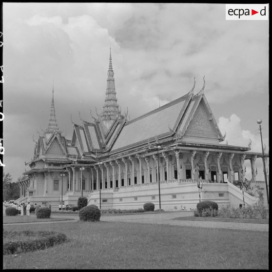 Le palais royal de Phnom Penh, lieu de résidence du roi du Cambodge. [description provisoire]