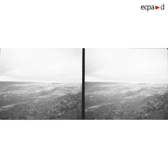 515. Une vue du village partie basse. [légende d'origine]