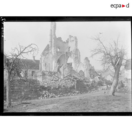 Vasseny, ruines de l'église. [légende d'origine]
