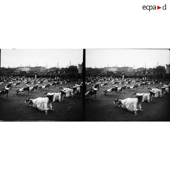 1245. Mouvement d'ensemble. [légende d'origine]