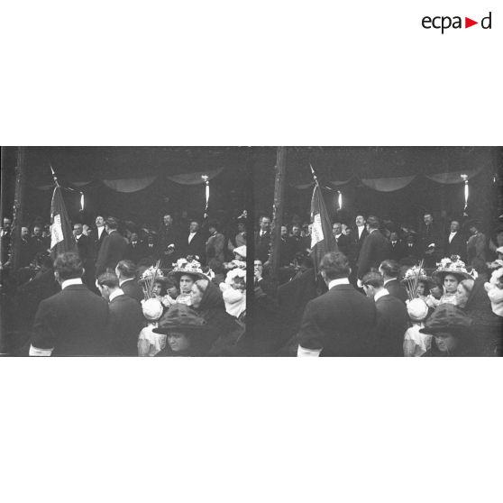 1250. Monsieur Bernard faisant son discours. [légende d'origine]