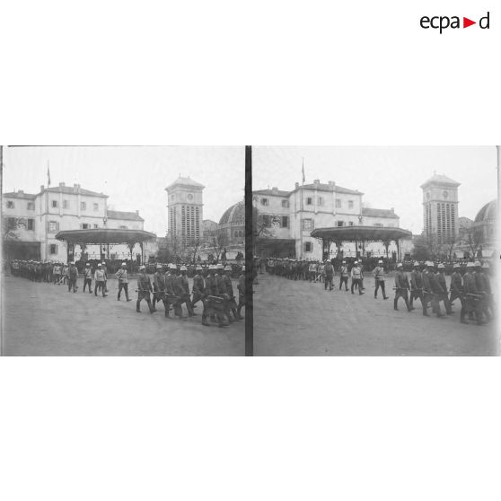 1316. Le défilé. [légende d'origine]