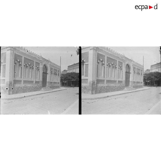 1390. Le musée. [légende d'origine]